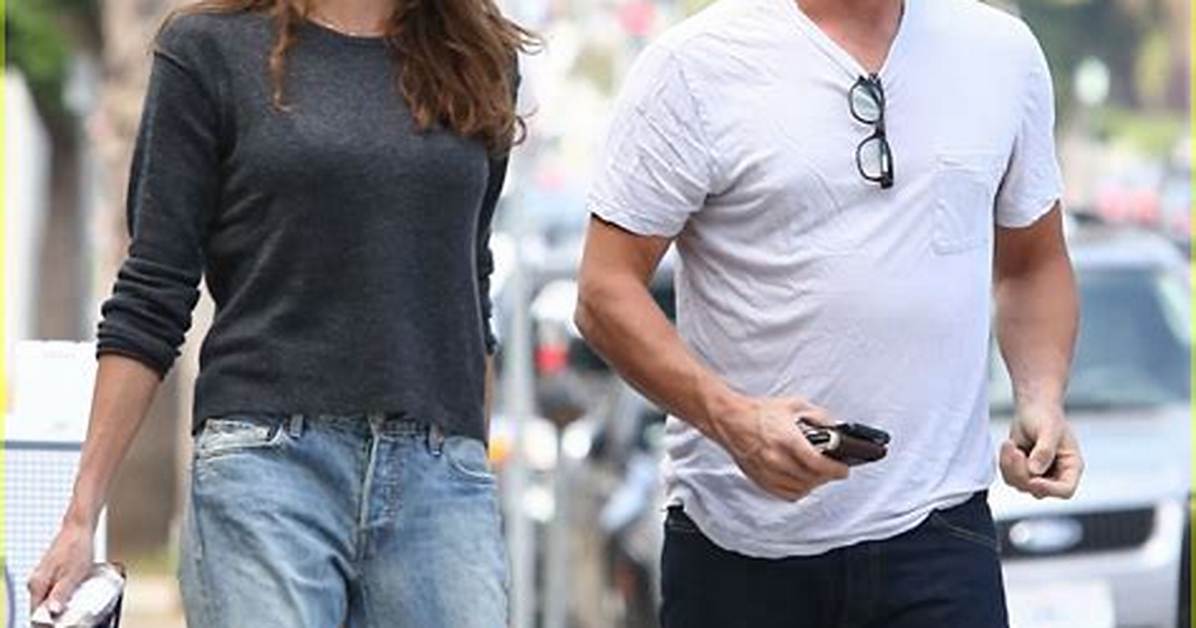 Aaron Eckhart: Who Is He Dating in 2024?