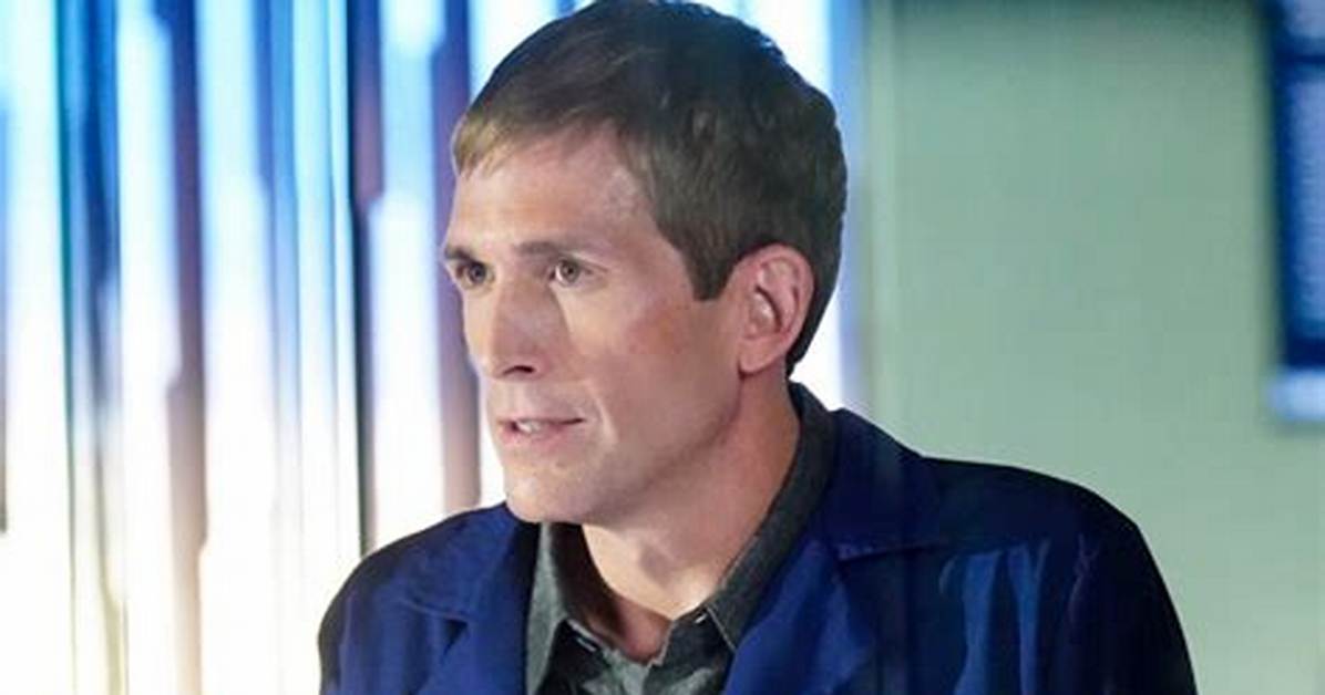 All the Latest on Eric Szmanda's Relationships