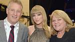 Are Taylor Swift's Parents Getting Back Together Again?