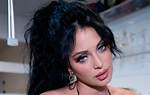 Camilla Araujo: a Stunning Model Paving the Runway