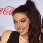 Dani Calleiro (Pop Singer) - Age, Birthday, Bio, Facts, Family, Net Worth, Height & More