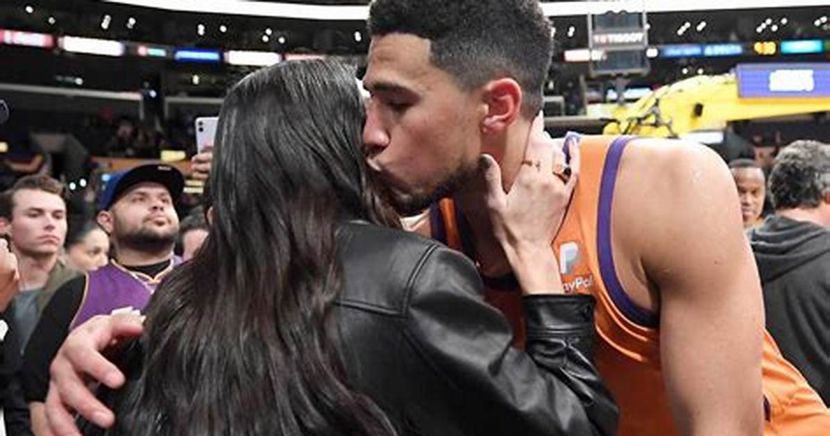 Devin Booker Girlfriend: Meet Kendall Jenner ·