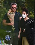 Discovering Sandra Oh's Partner: Love Behind the Screen