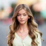 Emily Dobson - Bio, Age, Wiki, Facts and Family ·