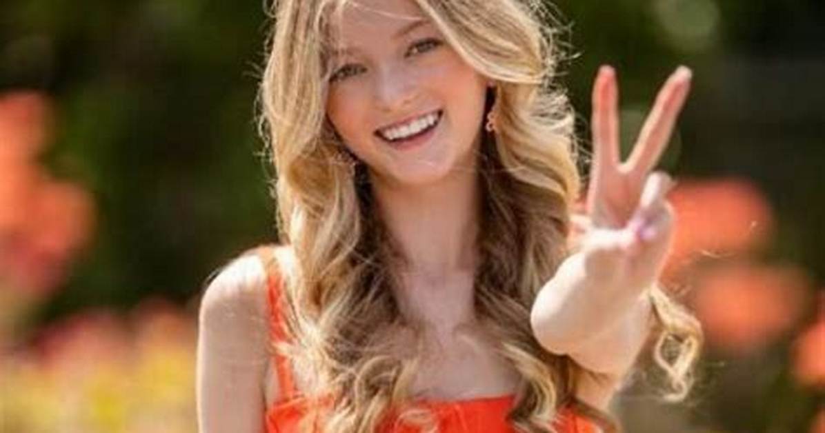 Emily Dobson Height, Weight, Age, Measurements, Net Worth, Facts