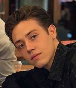 Ethan Cutkosky – Biography, Age, Height, Net Worth, Girlfriend, Brother and Family