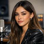 Exploring the Artistic Journey of Madison Beer Photo School