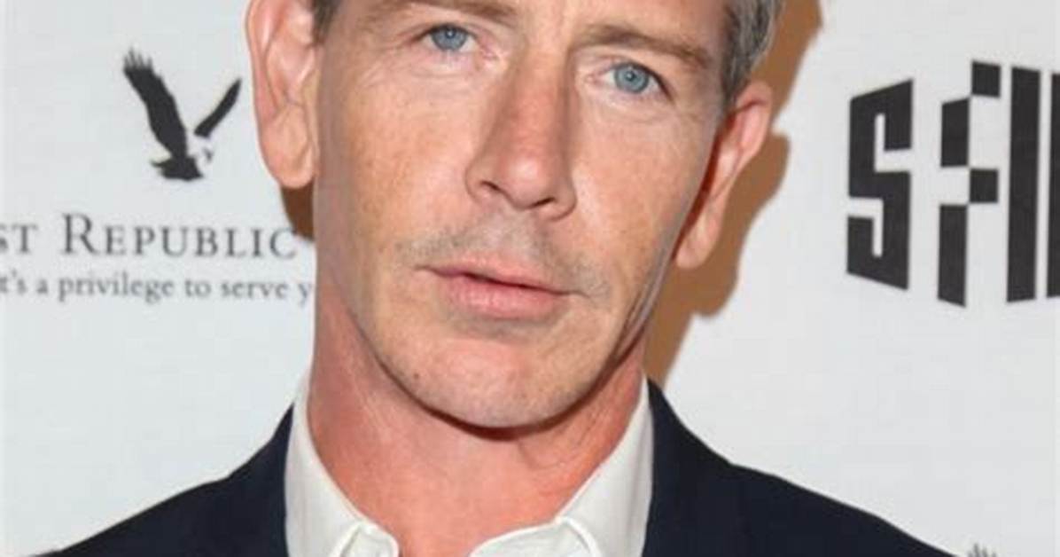Exploring the Fascinating Facts About Ben Mendelsohn's Height