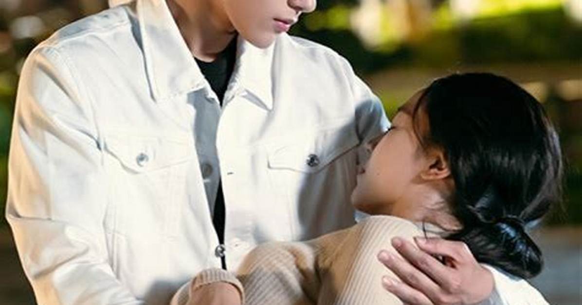 Exploring the Intriguing World of Kim Myung Soo's Relationships