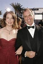 Exploring the Life of Robin Weigert's Wife: a Journey Beyond the Spotlight
