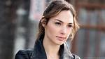 Hollywood Actress Showcase: High-Resolution Photos for Your Content