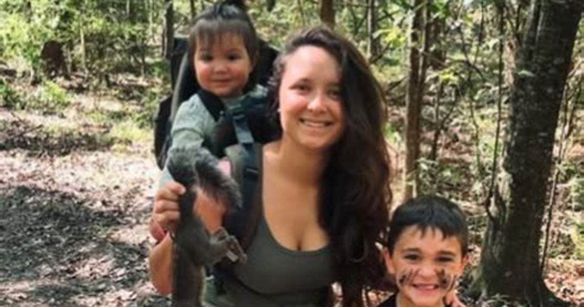 How Old Is Pickle on Swamp People? |