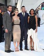 How Tall Is Chris Pine? Unlocking the Hollywood Heartthrob's Height