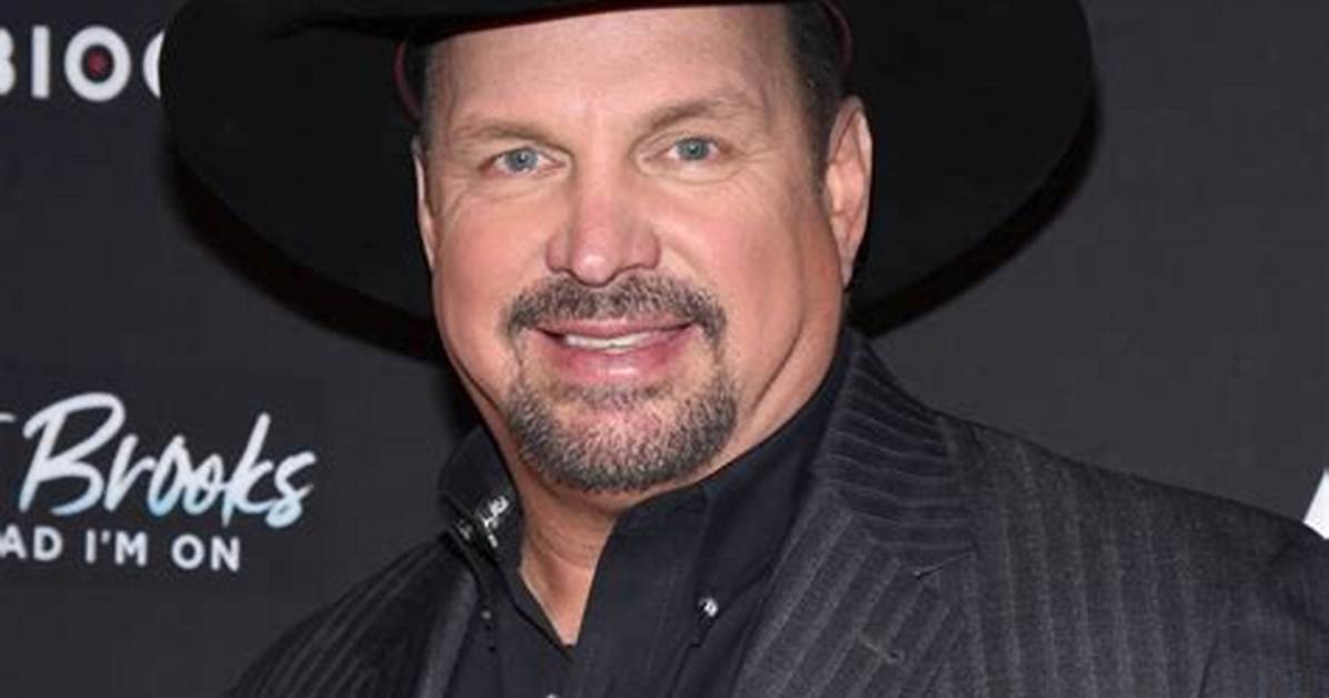 Inside the Rumors Surrounding Garth Brooks' Death