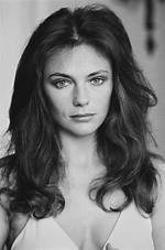 Jacqueline Bisset ·