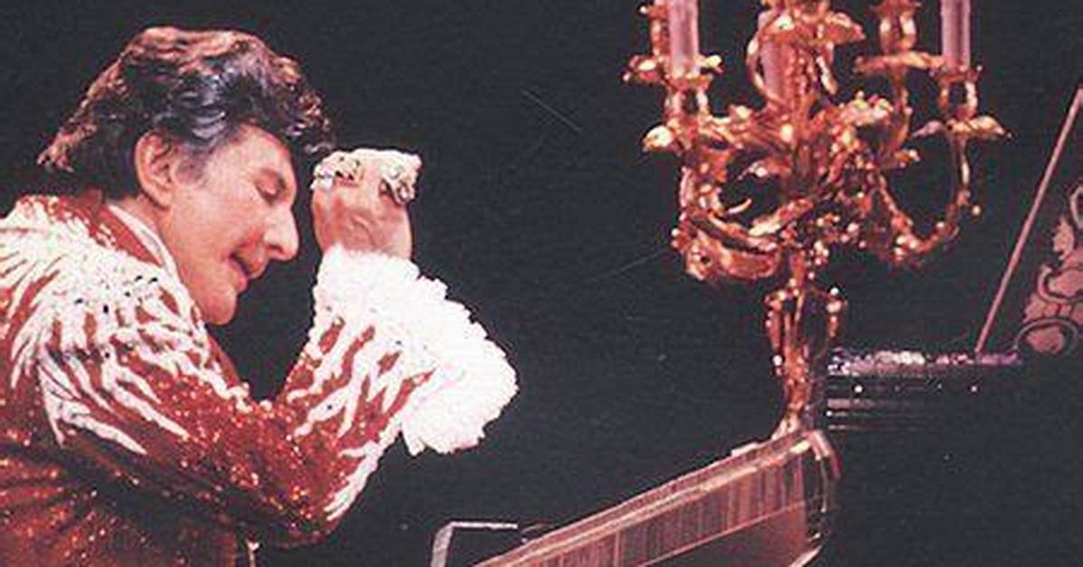 Jblogz | Liberace: the 10 Things You Need to Know