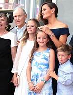 Jennifer Garner: a Captivating Performance in Pearl Harbor and Beyond