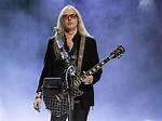Jerry Cantrell: the Iconic Guitarist and Songwriter of Alice in Chains