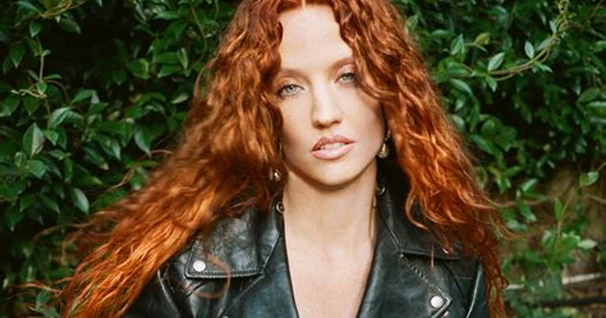Jess Glynne ·