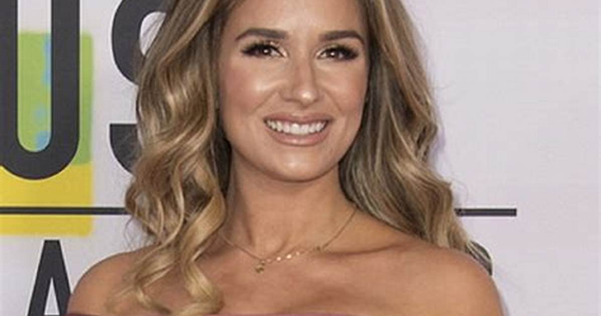 Jessie James Decker - Bio, Age, Net Worth, Height, Married, Nationality, Body Measurement, Career