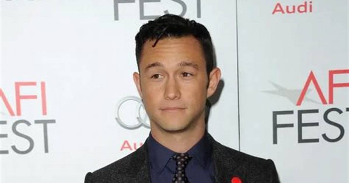 Joseph Gordon-Levitt - Bio, Age, Net Worth, Height, Married, Nationality