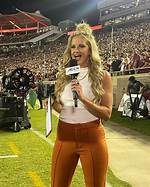 Kelsey Riggs Bikini, Wikipedia, Wiki, Acc Network, Age, Salary, Boyfriend, Net Worth, Twitter