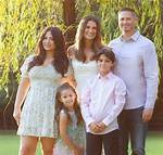 Krystal Ball Has Three Kids with Her Husband Aaron Peterson? Parents and Family Tree