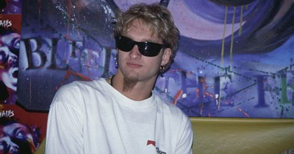 Layne Staley – Biography, Height, Girlfriend, Wife, Cause of Death