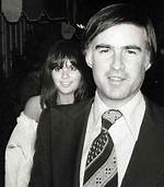 Linda Ronstadt's Romantic History: Uncovering Surprising Relationships