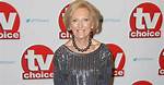 Mary Berry Age, Young, Hand Deformity, Awards, Recipes, Tv Shows
