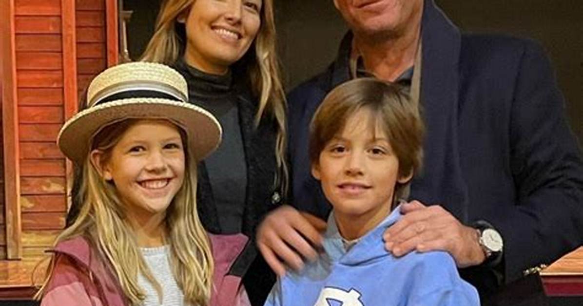Michael Weatherly Wife, Family, Children, Net Worth, Salary, Age, Height