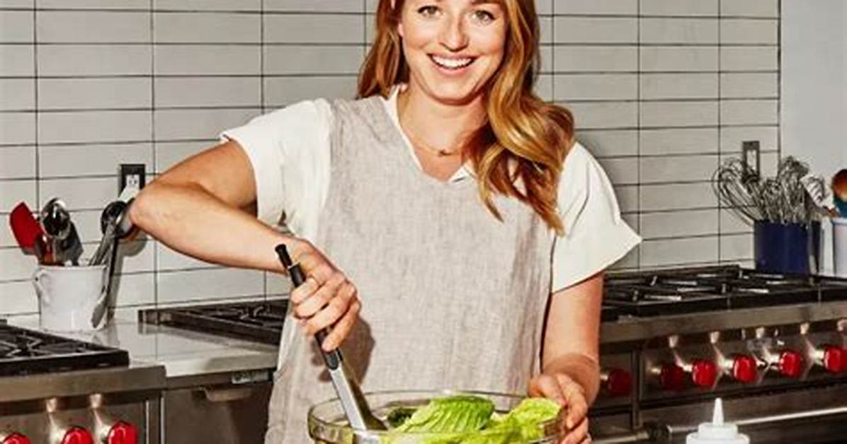 Molly Baz Height, Weight, Net Worth, Age, Birthday, Wikipedia, Who, Nationality, Biography