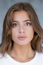 Nadia Parkes (Actress) Wiki, Biography, Age, Height, Weight, Measurements, Boyfriend, Husband, Net W