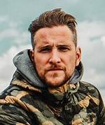 Peter Mckinnon Age, Family, Wife, Net Worth & Pictures