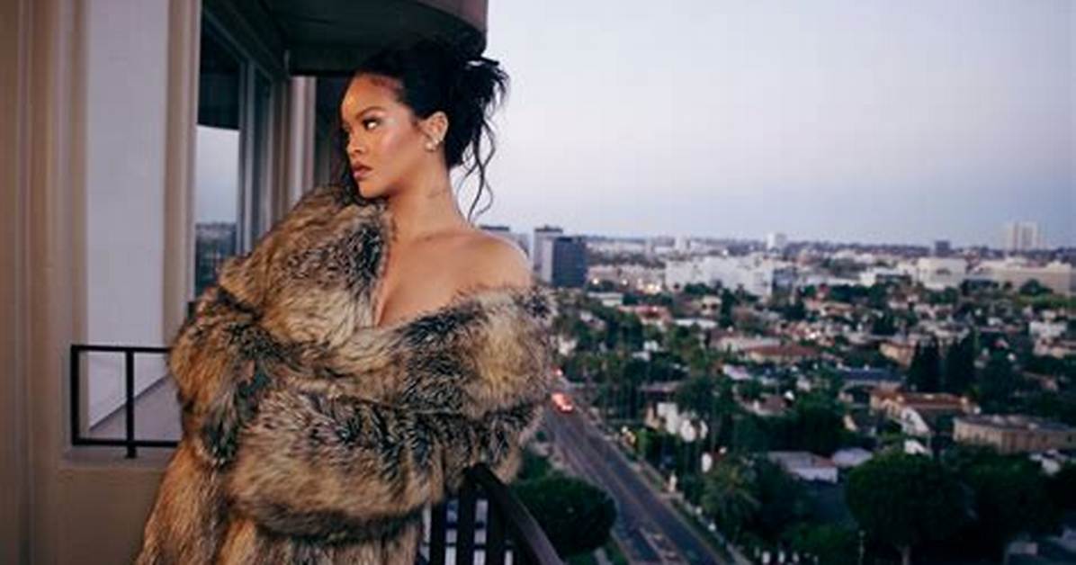 Rihanna: the Journey of a Living Legend