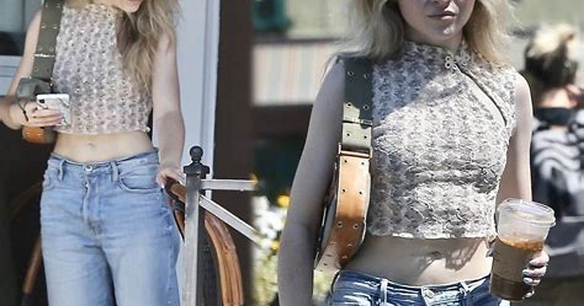 Sabrina Carpenter: Embracing Body Positivity and Self-Love