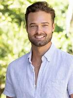 Sean Mclaughlin Bio, Wiki, Age, Height, Wife, Family, Phoenix, Salary and Net Worth.