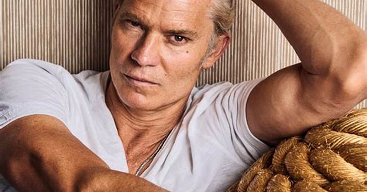 Timothy Olyphant: a Comprehensive Look at the Versatile Actor