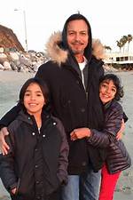 Unraveling the Roots: Benjamin Bratt Parents and Their Influence