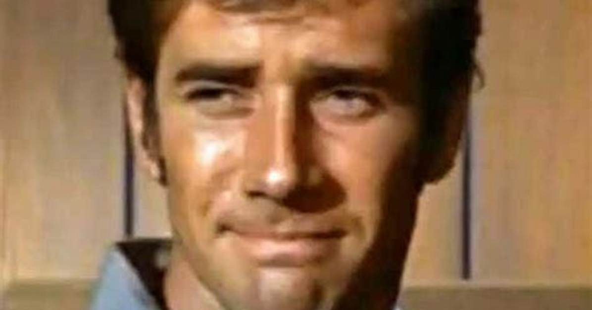 Unraveling the Wealth of Robert Fuller: an Insight into His Net Worth