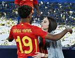 Unveiling Lamine Yamal: a Polyglot in the Making