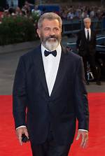 Unveiling Mel Gibson's Height: Surprising Insights Revealed