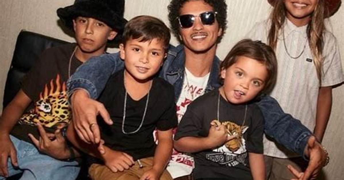 Unveiling the Family Life of Bruno Mars: His Wife and Kids