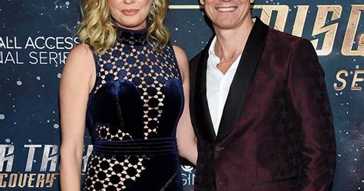 Unveiling the Journey of Rebecca Romijn's Modeling Career