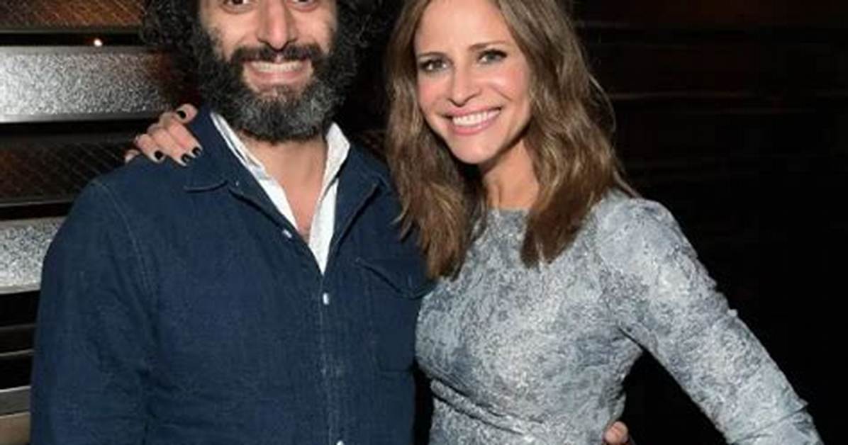 Unveiling the Mystery of Jason Mantzoukas' Girlfriend