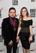 Unveiling the Unstoppable Kenia Ontiveros: Larry Hernandez's Wife