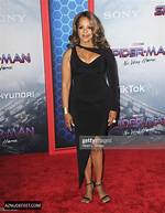 What Happened to Paula Newsome Legs? Funny Walk or Disabil ·