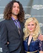 Who Is Ashley Anderson? Dan Avidan Wife or Girlfriend ·