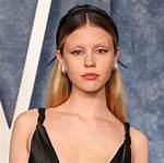 Who Is Mia Goth? 5 Things to Know About Shia Labeoufs New Wife Hollywood Life
