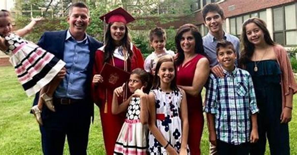 Why Did Congressman Maria Victoria Margarita Duffy’s Father Resign
